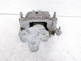 Engine mount bracket