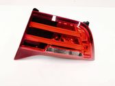Tailgate rear/tail lights