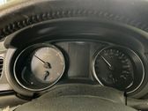 Geschwindigkeitsmesser Cockpit
