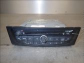 Radio / CD-Player / DVD-Player / Navigation