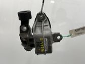 Engine mount bracket