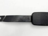 Front seatbelt buckle