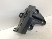 Rear bumper mounting bracket