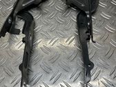 Engine bonnet/hood hinges