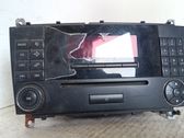 Radio / CD-Player / DVD-Player / Navigation