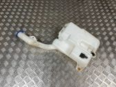 Windshield washer fluid reservoir/tank