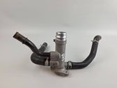 Tuyau de liquide de refroidissement moteur