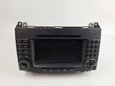 Radio / CD-Player / DVD-Player / Navigation