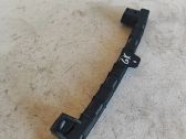 Rear door windshield rail