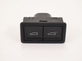 Tailgate/boot open switch button