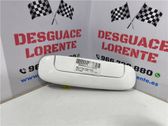Manecilla externa puerta trasera