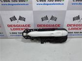 Manecilla externa puerta trasera