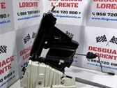 Cerradura de puerta delantera