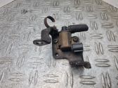 Vacuum valve