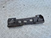 Front bumper mounting bracket