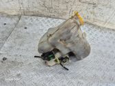 Windshield washer fluid reservoir/tank