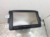 Radio / CD-Player / DVD-Player / Navigation
