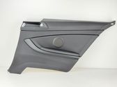 Panneau de garniture latérale arrière de coupé