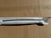 Rear door windshield rail
