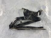 Engine bonnet/hood hinges