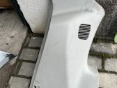 (D) statramsčio apdaila (viršutinė)