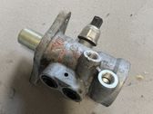 Master brake cylinder