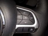 Steering wheel buttons/switches