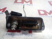Manecilla externa puerta trasera