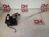Cerradura de puerta delantera
