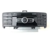 Panel / Radioodtwarzacz CD/DVD/GPS