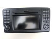 Radio / CD-Player / DVD-Player / Navigation