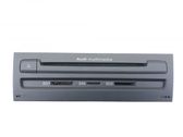 Radio / CD-Player / DVD-Player / Navigation