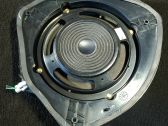 Altavoz de la puerta delantera