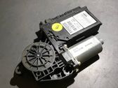 Motor del regulador de la ventanilla de la puerta delantera