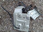 Battery bracket