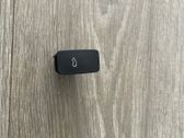 Bouton interrupteur ouverture du coffre