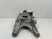 Engine mounting bracket