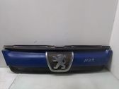 Front bumper upper radiator grill