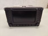 Radio / CD-Player / DVD-Player / Navigation