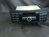 Radio / CD-Player / DVD-Player / Navigation