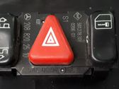 Botón interruptor de luz de peligro