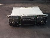 Radio / CD-Player / DVD-Player / Navigation