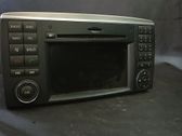 Radio / CD-Player / DVD-Player / Navigation
