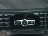 Radio / CD-Player / DVD-Player / Navigation