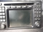 Radio / CD-Player / DVD-Player / Navigation