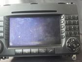 Radio / CD-Player / DVD-Player / Navigation