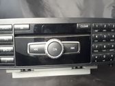 Radio / CD-Player / DVD-Player / Navigation