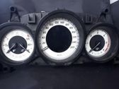 Geschwindigkeitsmesser Cockpit