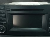 Radio / CD-Player / DVD-Player / Navigation