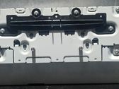 Radio / CD-Player / DVD-Player / Navigation
